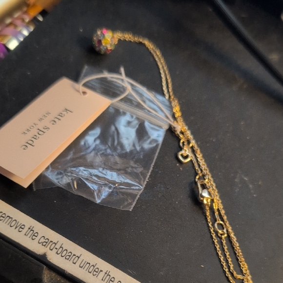 Kate Spade Gold and Multicolor Necklace with Elegant Pendant NWT NEW WITH TAG - Picture 4 of 8